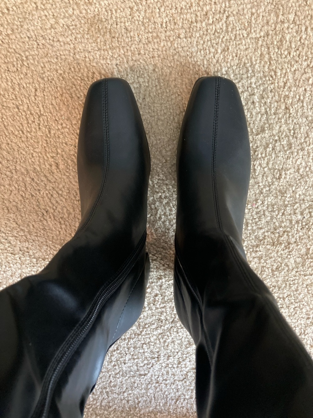 AEROSOLES Black Knee-High Block Heel Boots Faux Leather Women Size 8.5 - Picture 6 of 15